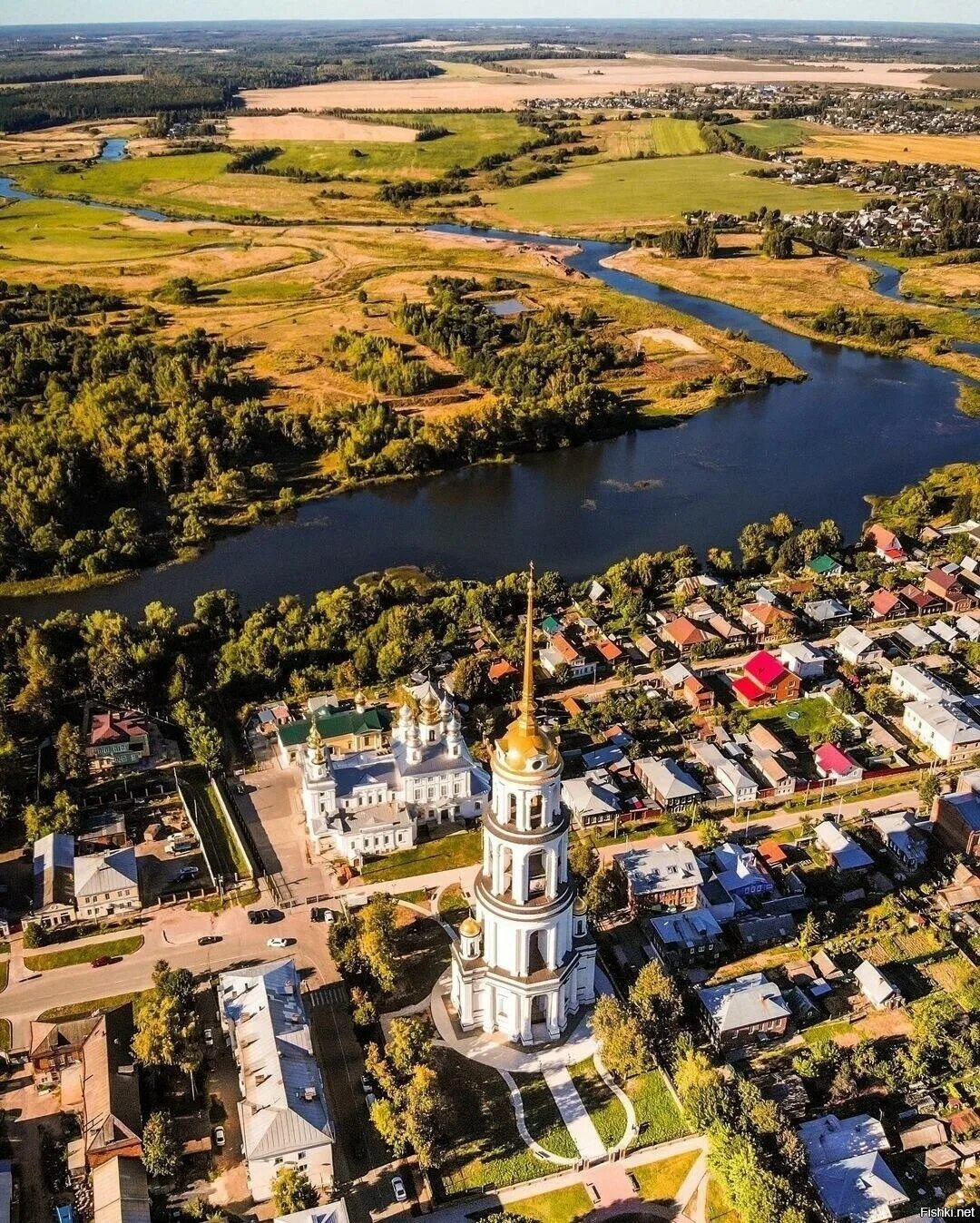 Город Шуя Ивановской области. Колокольня Воскресенского собора, Шуя, Ивановская область.. Шуйская колокольня Ивановская область.