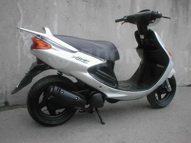 Скутер до 100 кубов. Мопед 100 кубов. На 100 кубов. Honda lead 100. Мопед 100 кубов.