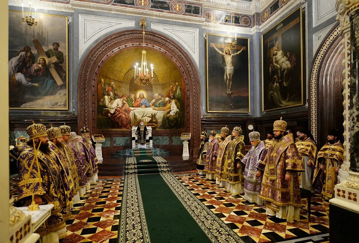 Храм христа спасителя иконы храма. Храм христа спасителя внутри алтарь. Алтарь храма христа спасителя в москве. Риза христа храм христа спасителя. Храм спаса нерукотворного вооруженных сил россии.