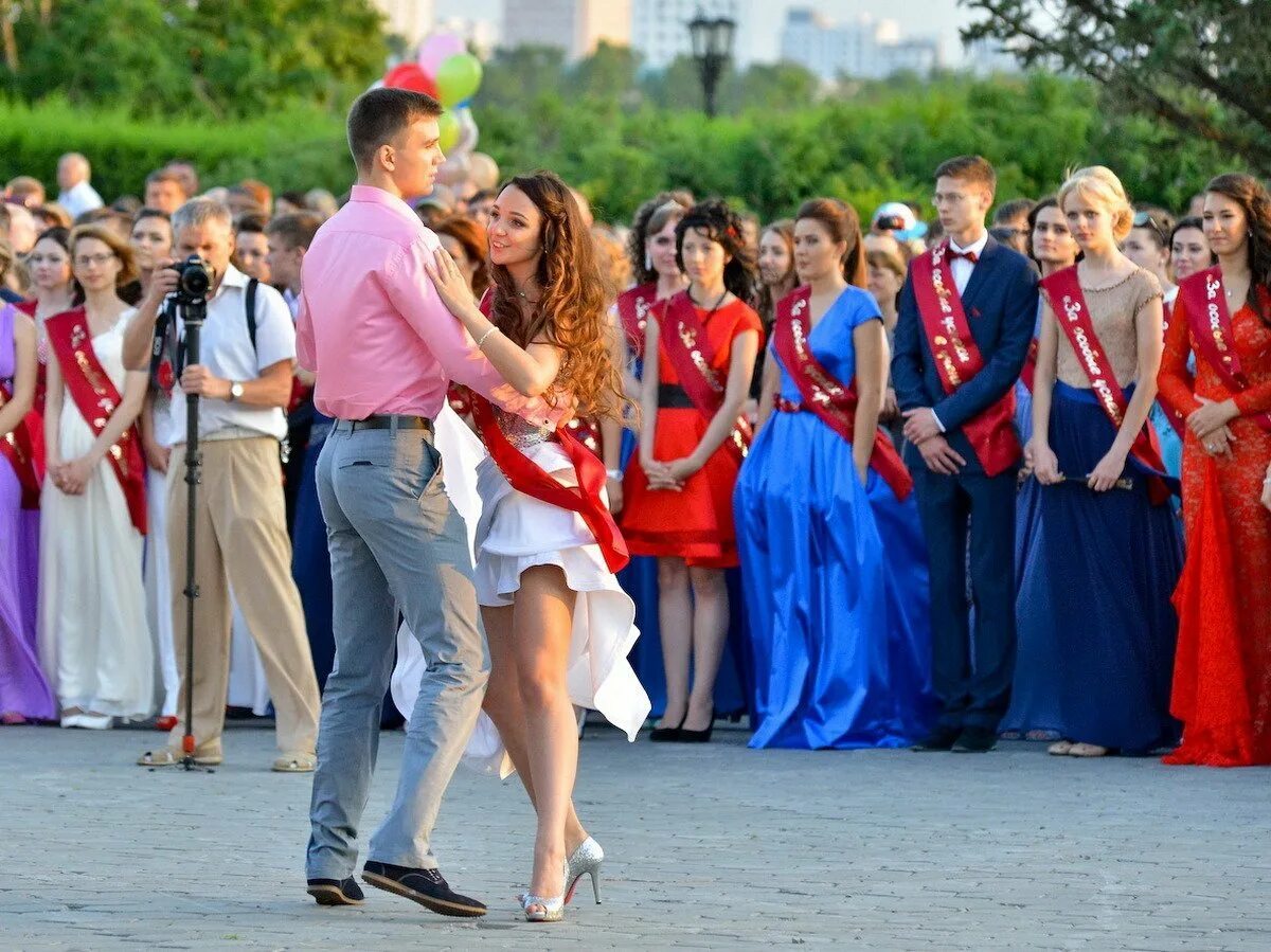 Выпускной. Выпускной бал. Выпускной в школе. Выпускники 11 класса.