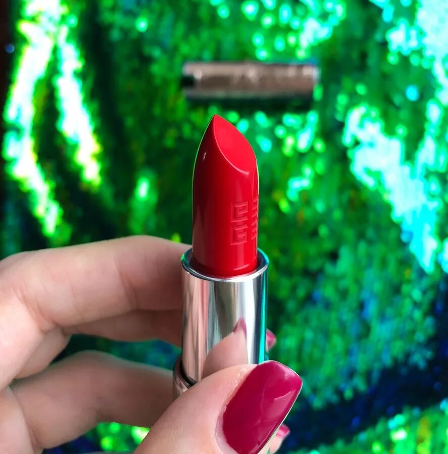 Matte rouge. Givenchy le rouge 306. givenchy 306 помада. givenchy le rouge n306 оттенок carmin escarpin. givenchy carmin escarpin.