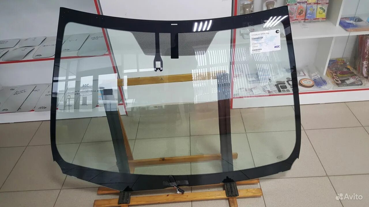 Оригинальное лобовое стекло тойота. Лобовое стекло камри 50. Toyota 5610133913. Стекло laminated лобовое camry v50. Лобовое стекло тойота камри 30.