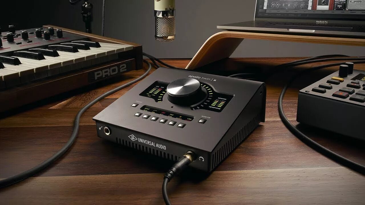 Apollo thunderbolt. Universal audio apollo twin x. universal audio apollo twin x4. universal audio apollo twin duo. universal audio apollo twin mkii.