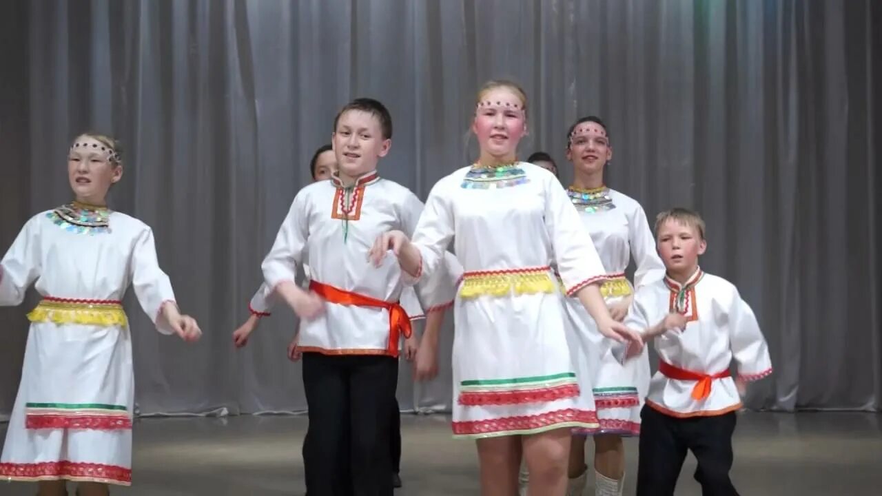 Марийские певцы шакиров. Туге мо садыге шол. Туге мо марийская песня. Тоге мо марийская песня. Туге мо марийская песня.