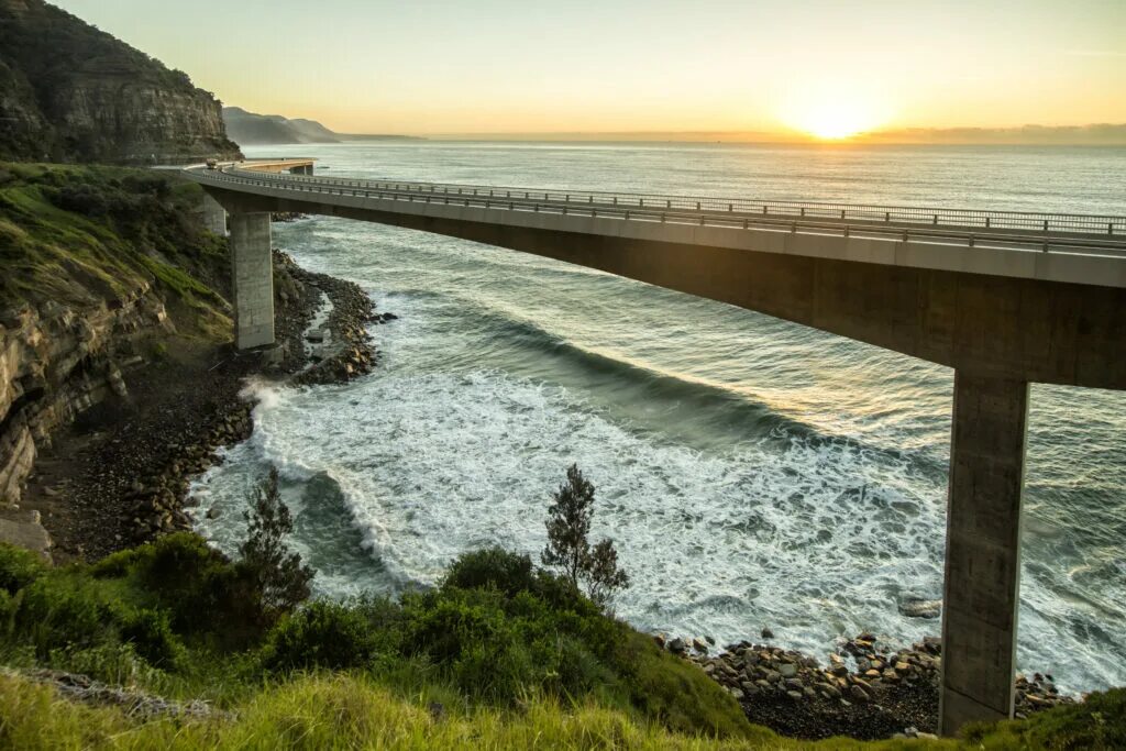 Sea Cliff Bridge Вуллонгонг. Воллонгонг Австралии. Sea Cliff Bridge Австралия. Пасифик драйв.