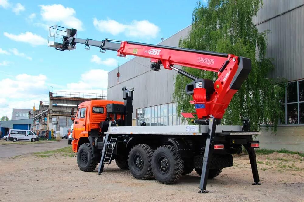 Характеристики автовышки агп 22. Агп-29рт узел крепления люльки подъемника. Грузоподъемность автовышки. Автовышка 70 метров daewoo график. Гидравлический подъемник агп-22.