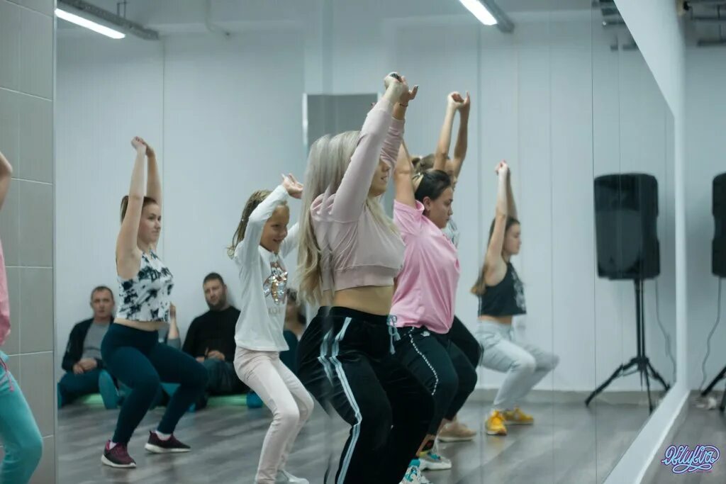 Klukva Dance Studio, Санкт-Петербург. Школа танцев. Студия танца клюква. Студия танцев СПБ. Школа танцев россии