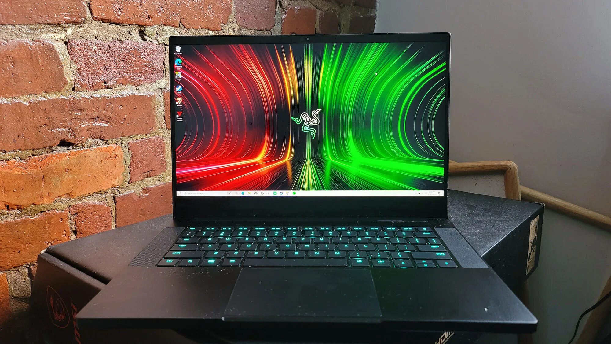Razer blade 14 rz09. Рейзер блейд 14. Razer blade 14. Razer blade 14. Razer blade 14.