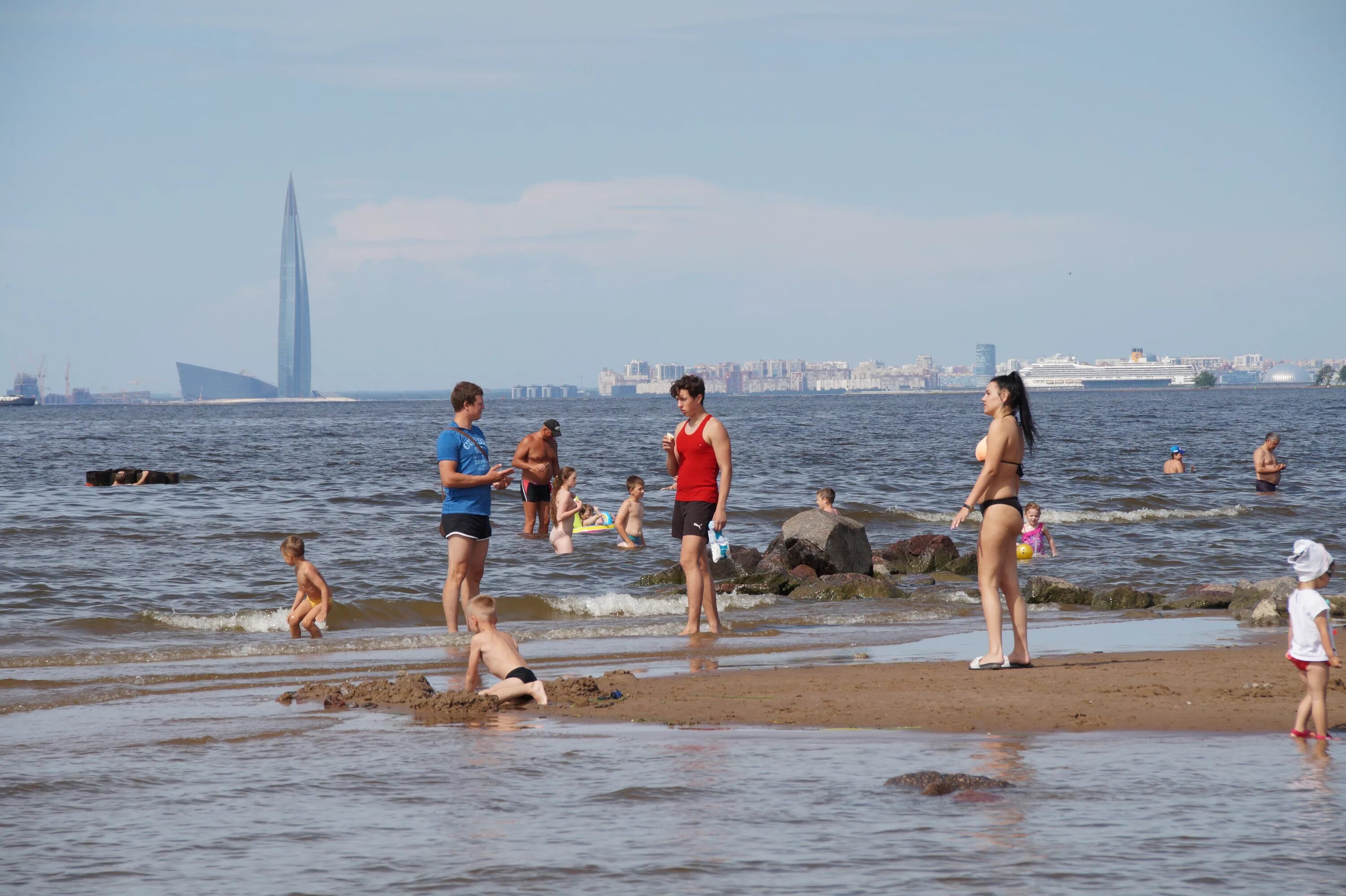 В питере купаются в море. Финский залив в санкт-петербурге пляж. пляж на финском заливе в питере. финский залив пляж.