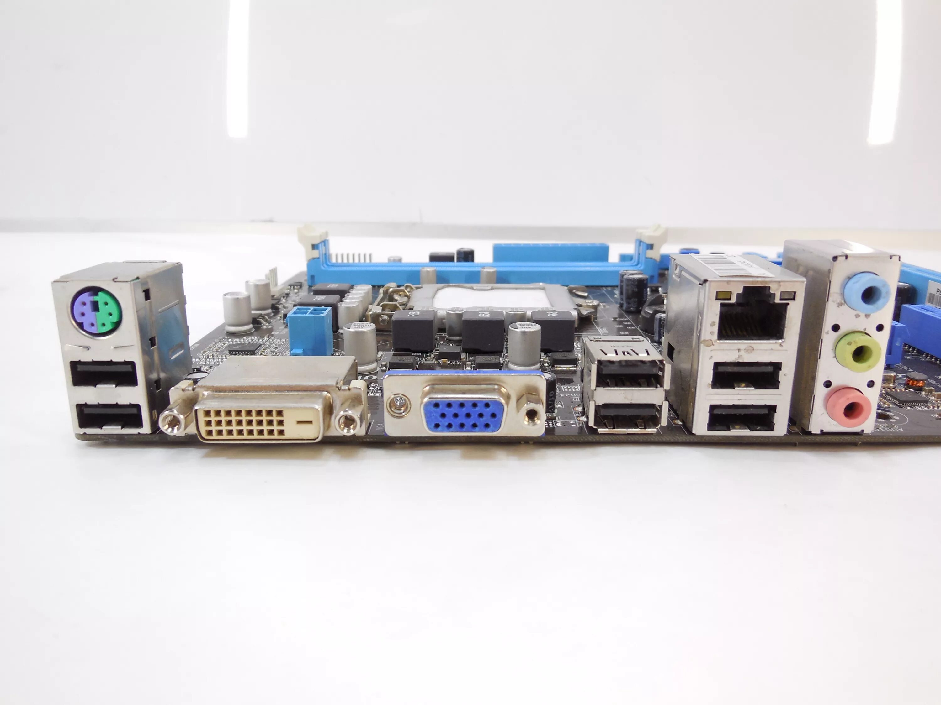 P8h61 m lx2 r 2.0. Asus p8h61-m lx. asus h61 lx2. asus p8h61-m lx2 r2.0. asus h61m lx r2.0.