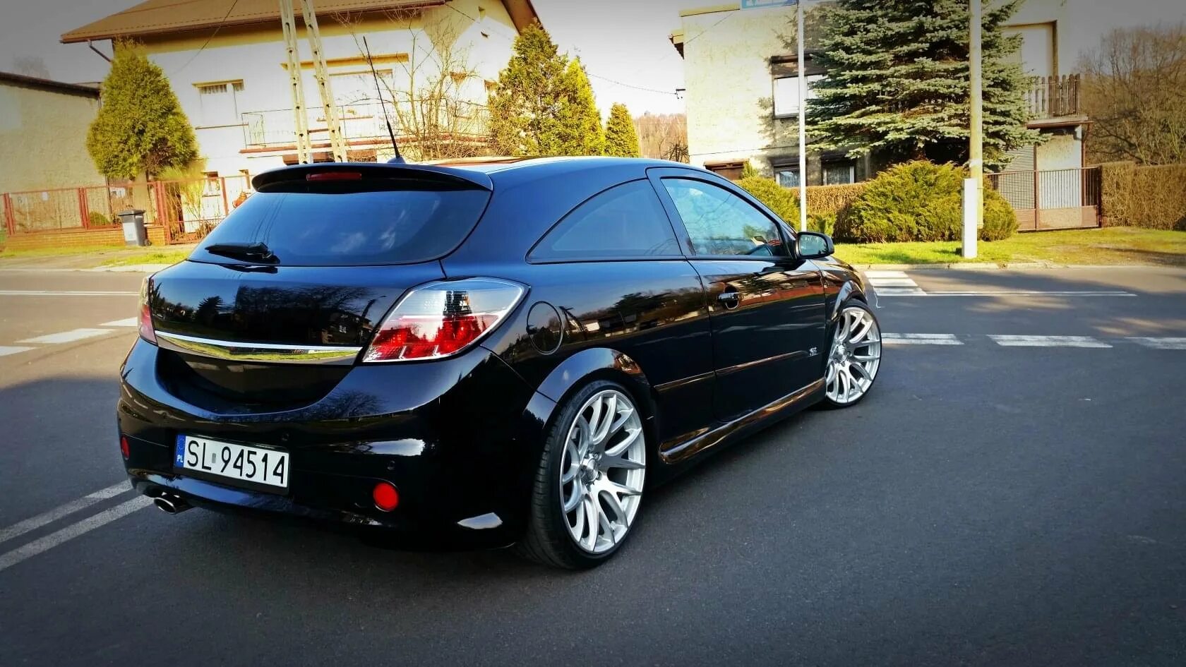 Opel h тюнинг. Opel Astra h GTC r17. Opel Astra h GTC 2008. Opel Astra h GTC 2007 Tuning. Opel Astra h GTC 1.6.