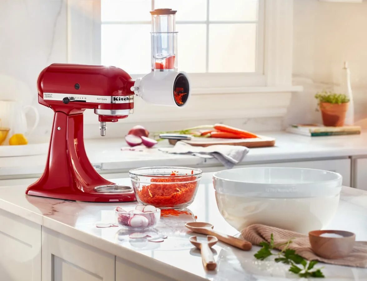 Аксессуары kitchenaid. Терка китчен эйд. Kitchenaid насадка миксер. Венчик китчен эйд. Овощерезка kitchenaid 5ksmsca.