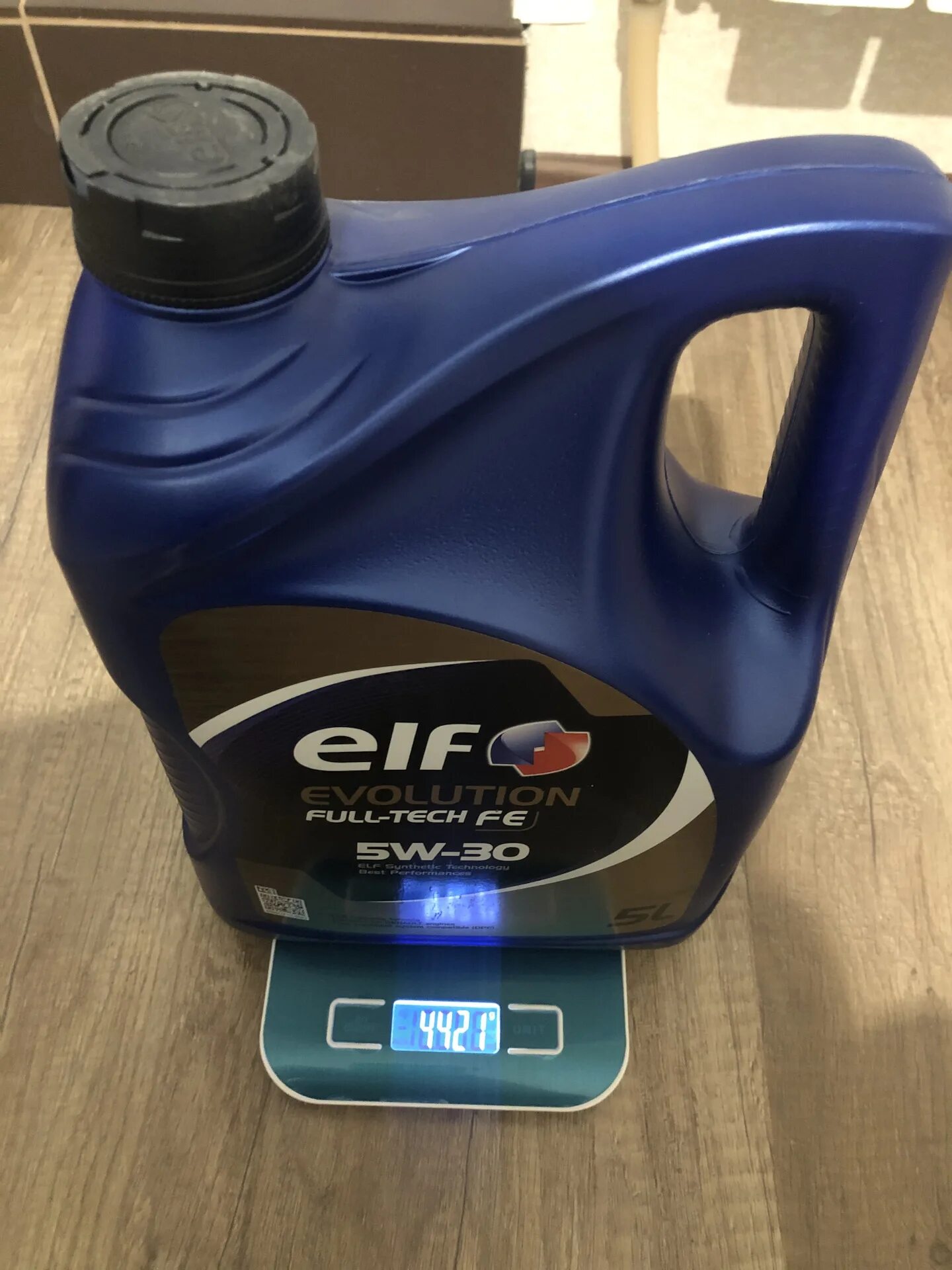 Elf 4л. мотоциклетное масло 10w 40 елф роад. масло моторное 10w40 elf 1л полусинтетика evolutoin 700 sti. Elf evolution 700. Elf 4л.