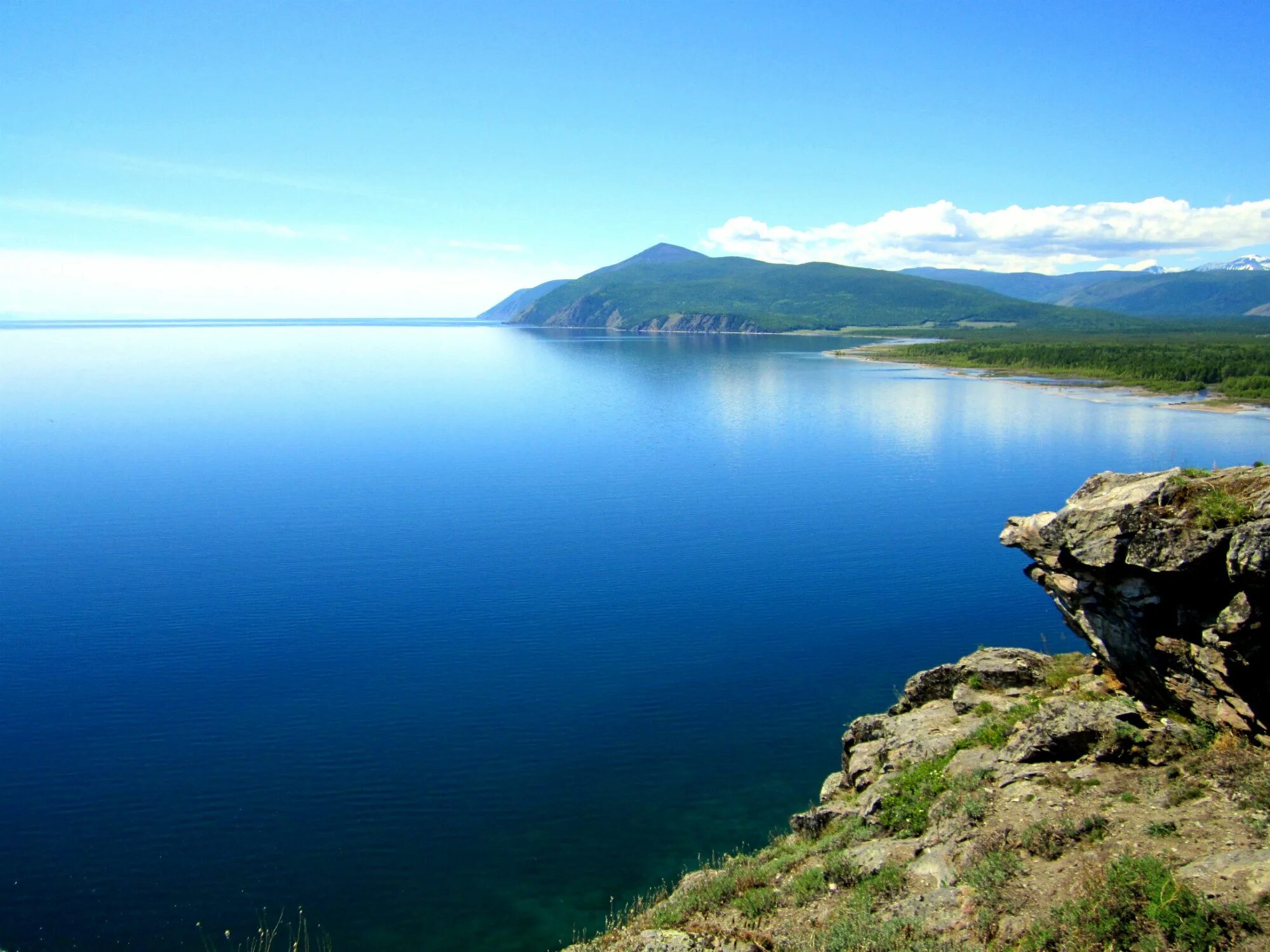 Мыс Лударь на Байкале. Чивыркуйский залив на Байкале. Озеро Байкал, Восточная Сибирь. Восточная Сибирь Байкал.
