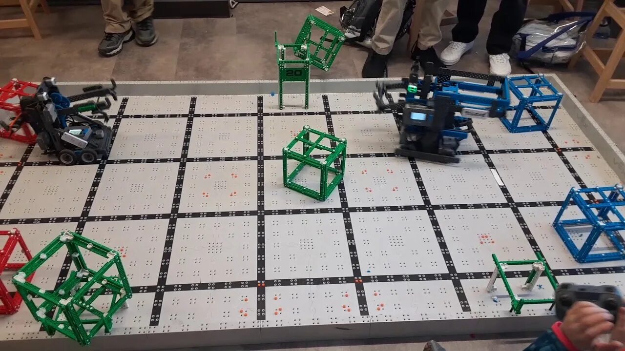 Vex code iq. Основы робототехники vex iq. vex iq challenge squared away. vex стол для робототехники. технолаб vex отладочный стенд.