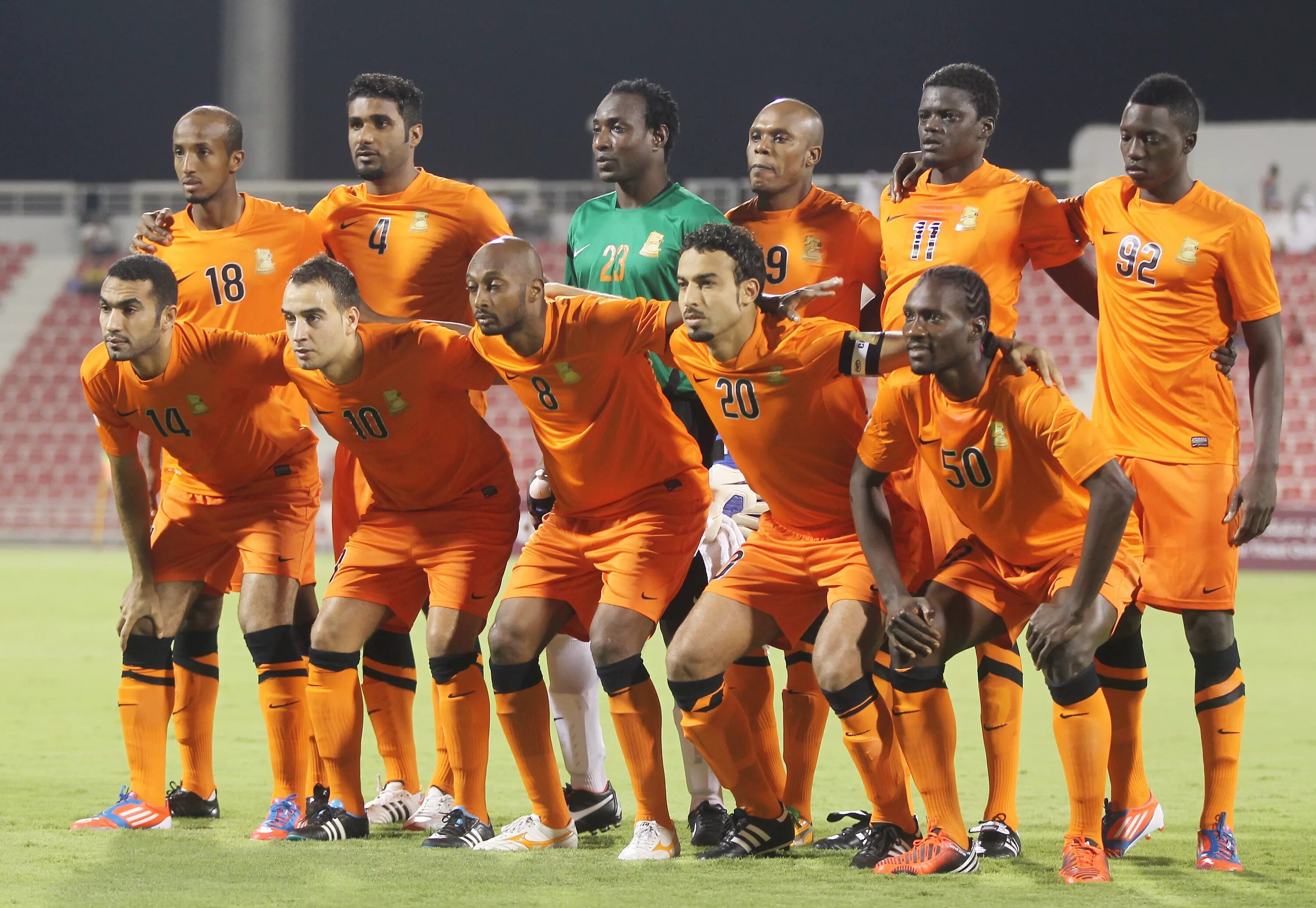 Умм салаль аль. Умм-Салаль. Салаль Катар. Qatar Football Team. Футбольные клубы Катара.