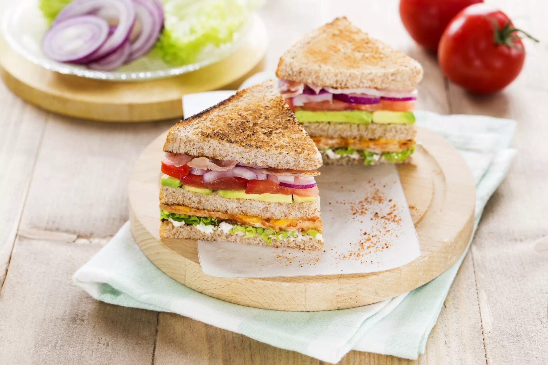 Сложные бутерброды. Вкусные сэндвичи. Sandwich course. Сэндвич с курицей. Треугольные бутерброды.