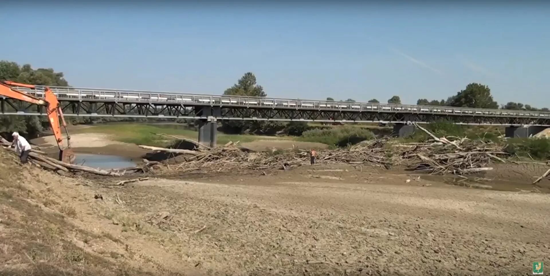 Аул адамий. Адамий адыгея. Аул адамий адыгея. Майкопская мечеть в 2000 году. Мечеть в ауле вочепший.