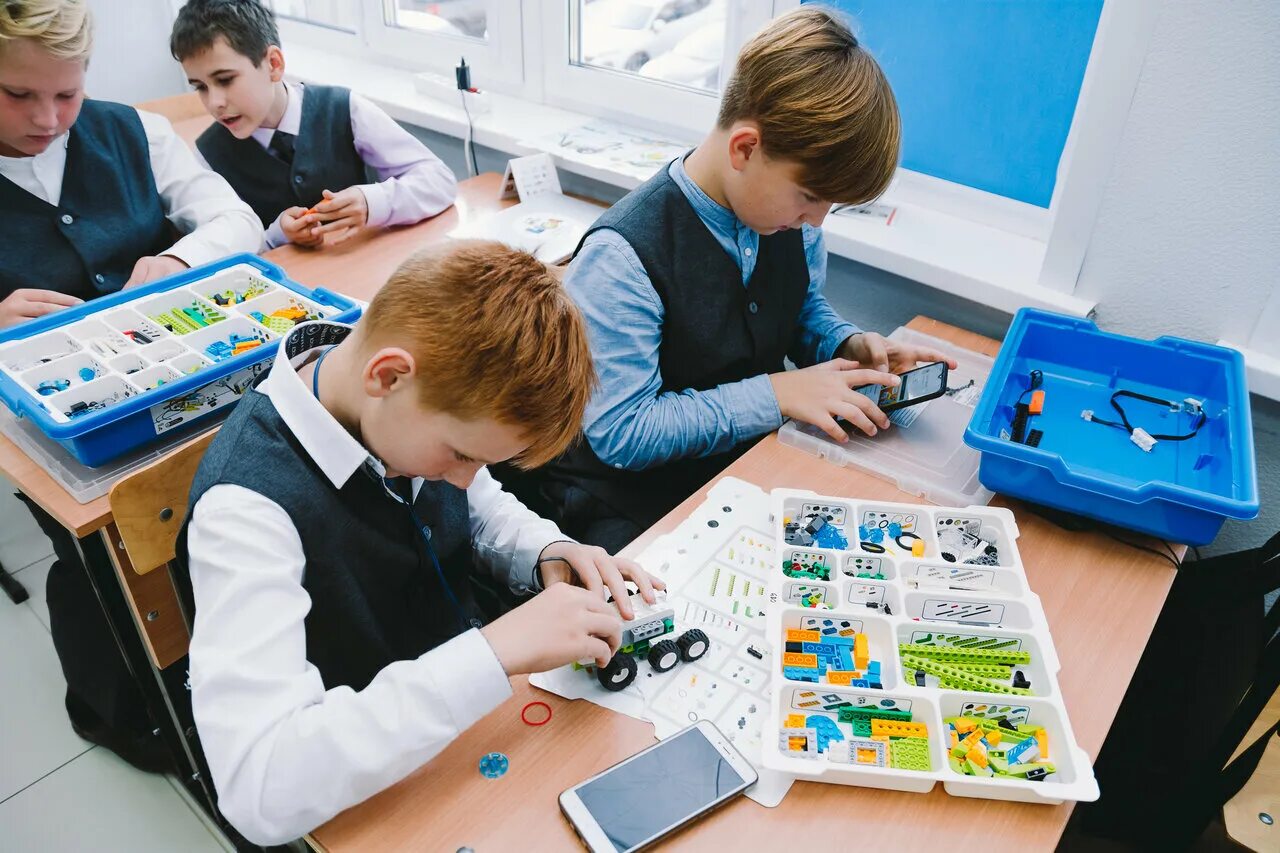 Начальная робототехника. Начальная робототехника. Робототехника в школе. Начальная робототехника. Робототехника для детей.
