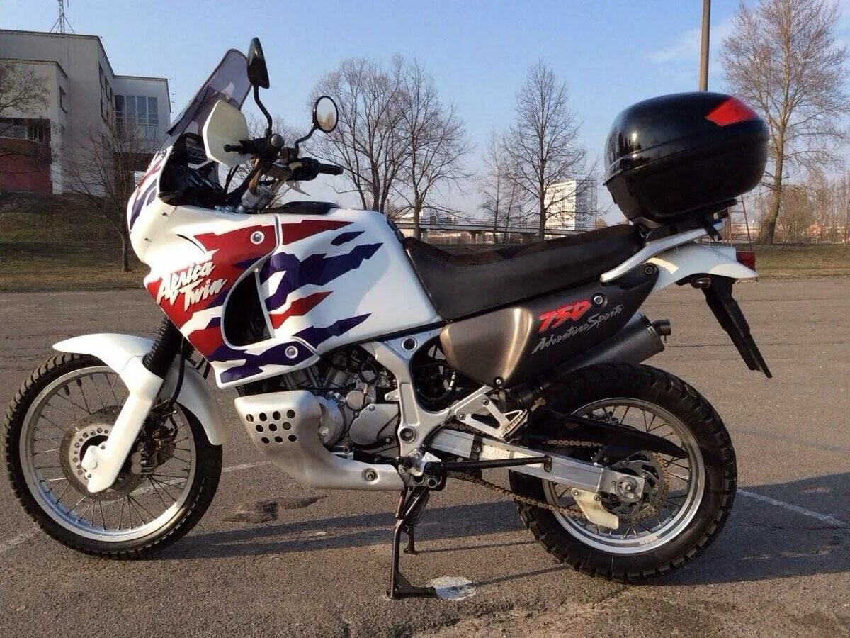 Honda africa twin 1998. Honda africa 750. Twin 750. Twin 750. Twin 750.