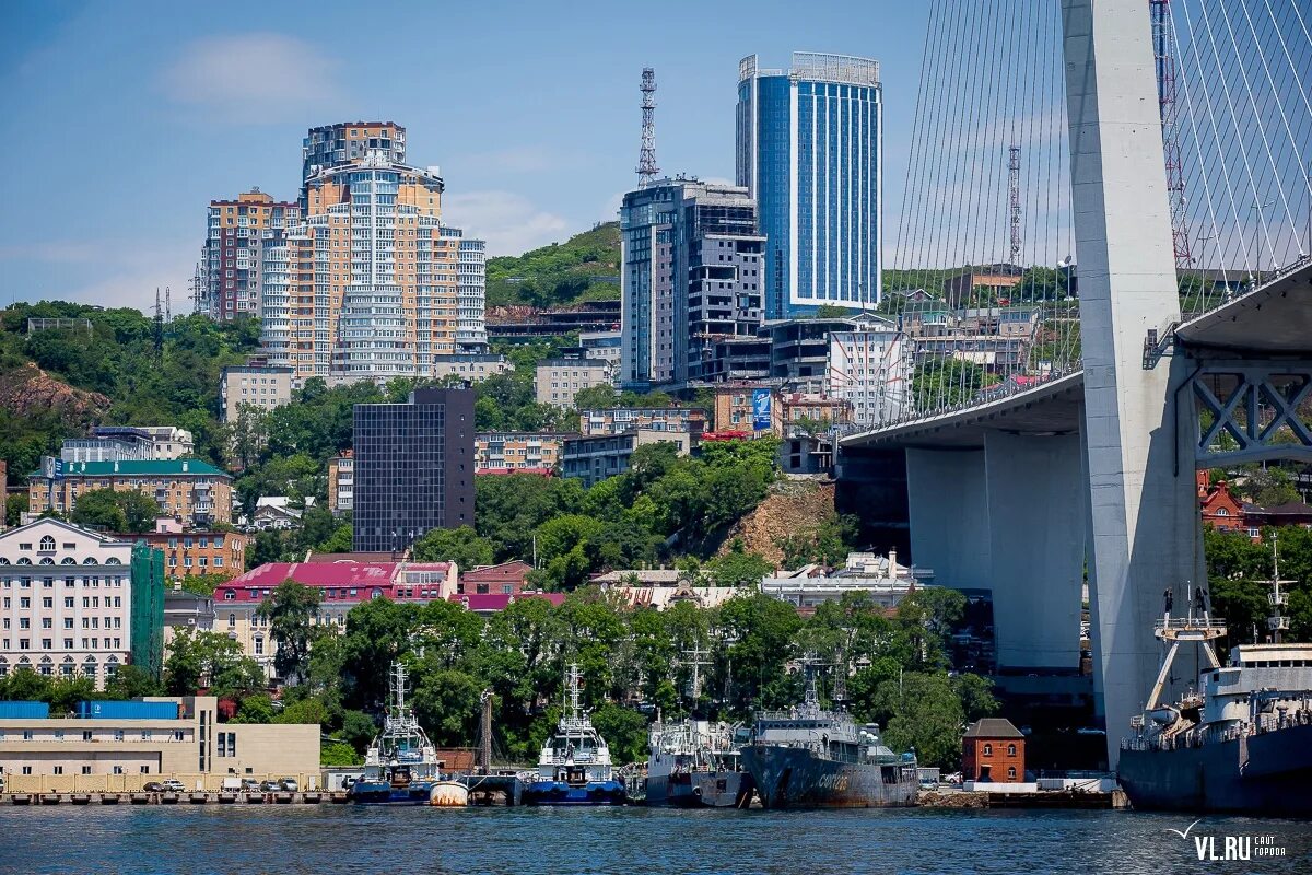 Владивосток. Видовая Владивосток 2023. Центр море Владивосток. Морской фасад Владивостока.