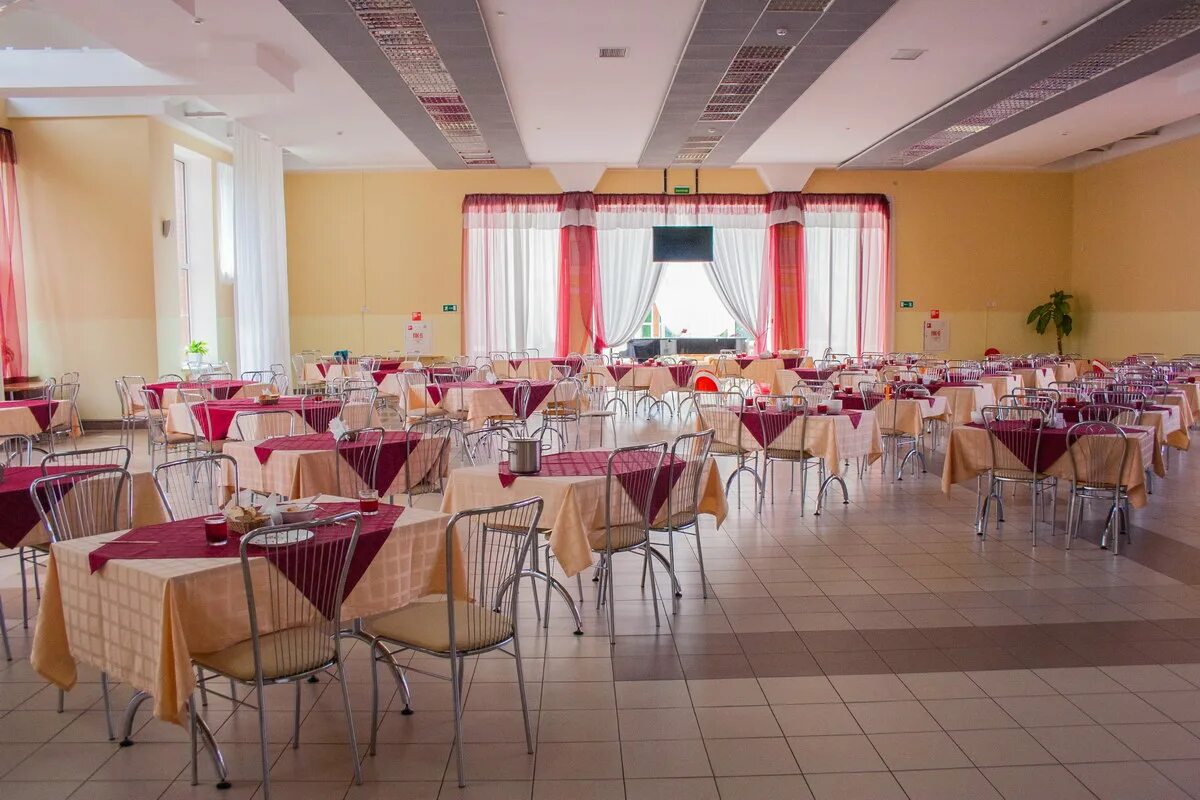 Оздоровительный комплекс московского метрополитена лесной городок. Бассейн метрополитена лесной городок. Санаторий метрополитена лесной городок бассейн. Метрополитен комплекс лесной городок. Оздоровительный комплекс московского метрополитена.