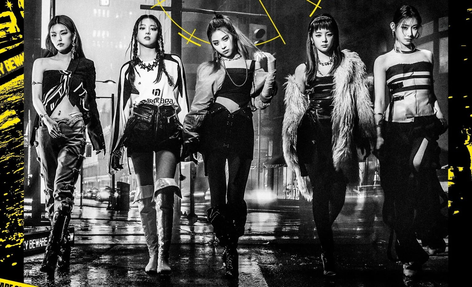 Itzy album. Itzy guess who album. itzy guess who обложка. itzy mafia in the morning. itzy mafia in the morning фотосессия.