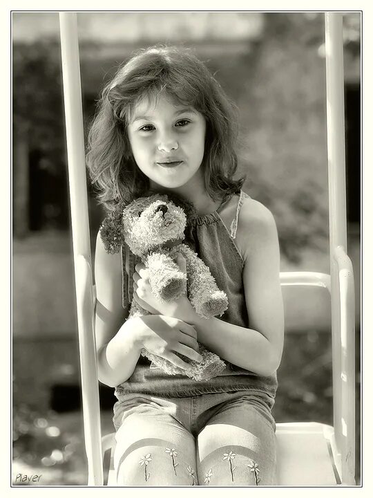 девочка из полоное