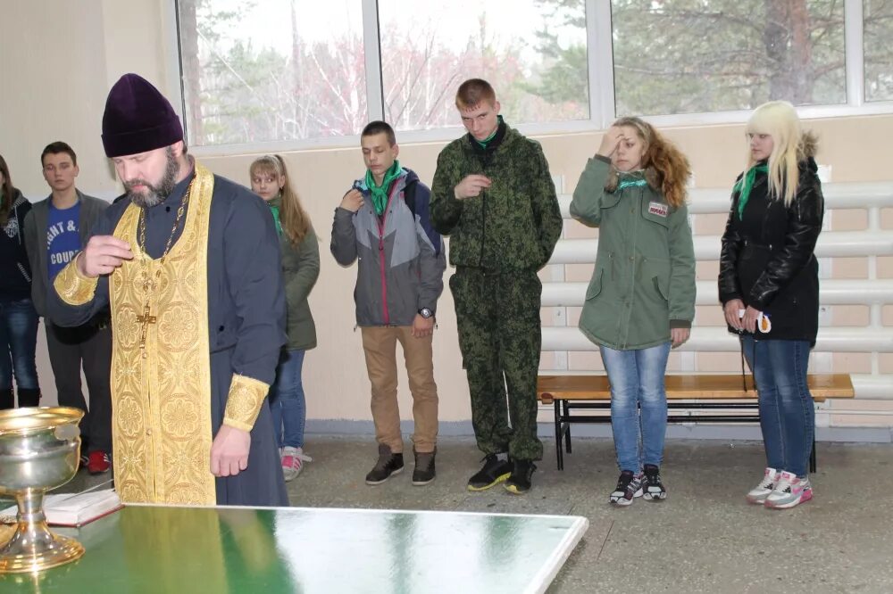 Техникумы в дивногорске. Дивногорск техникум лесных технологий. Дивногорск техникум лесных технологий. Апшеронский лесной техникум. Лесхоз техникум дивногорск учителя.