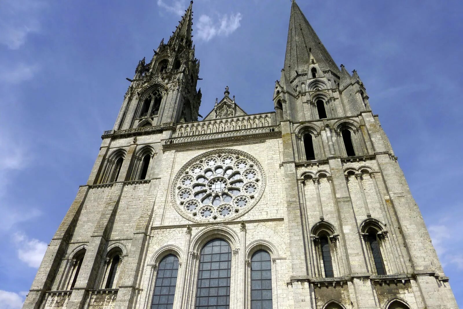 Руанский собор готика. Руанский собор руан. Французские кафедральные соборы. Реймский собор франция собор. Амьенский готический собор.