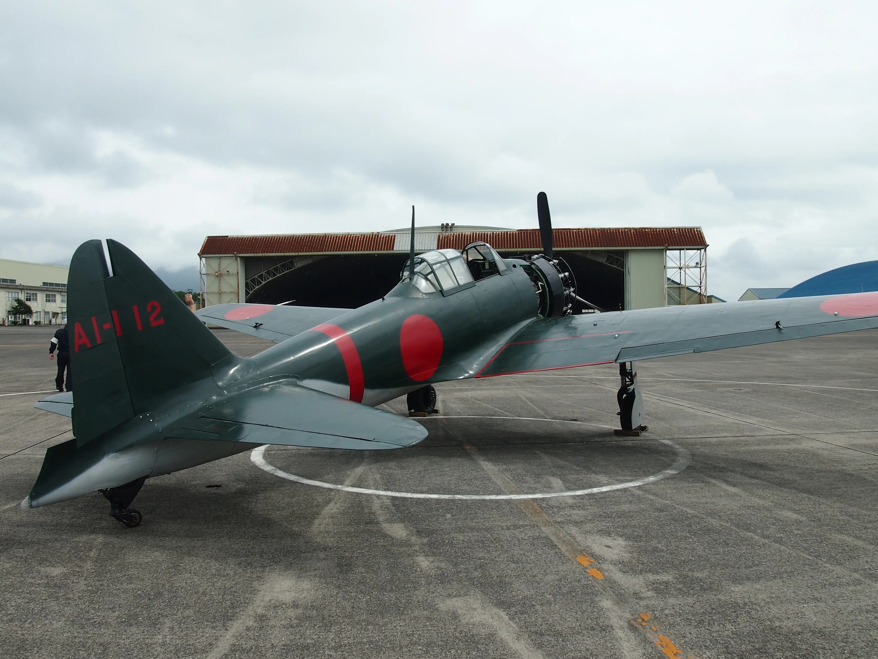 Mitsubishi a6m. Mitsubishi а6м "Zero". Мицубиси a6m Зеро. Мицубиси Зеро самолет. Японский истребитель Зеро.