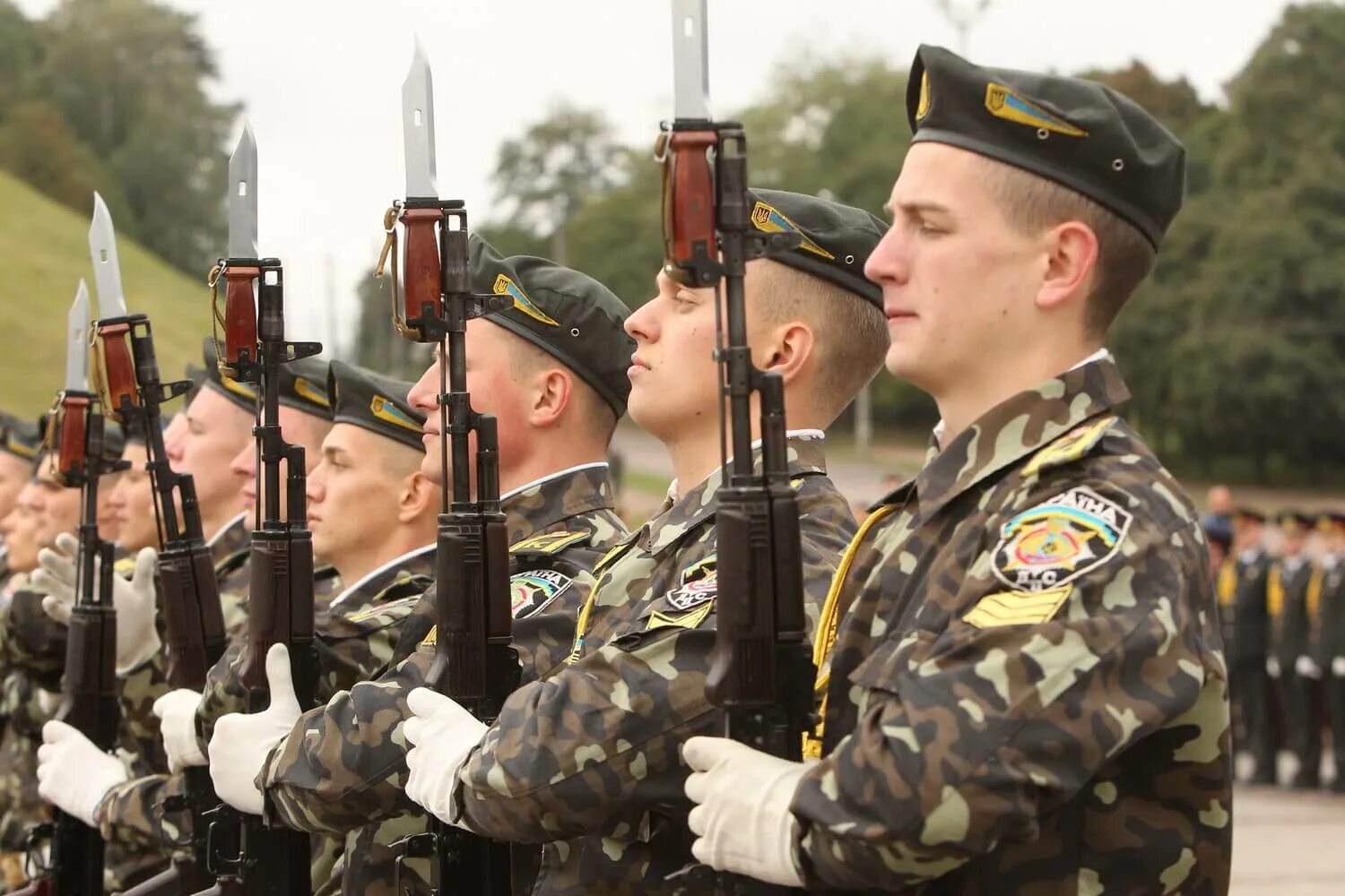 Государственная служба украины. Державна служба охорони мвс україни. Медали пенитенциарной службы украины. Указ президента украины. Государственная служба украины.