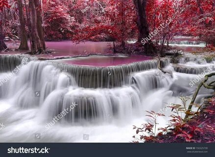 Chiroyli tukli tsenzurali fotosurat