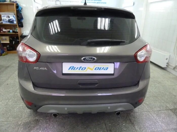 Ford Kuga парктроник. Ford Kuga 2008 вылетел парктроник. Задний парктроник Форд Куга 2015. Ford Kuga 2 передние парктроники.