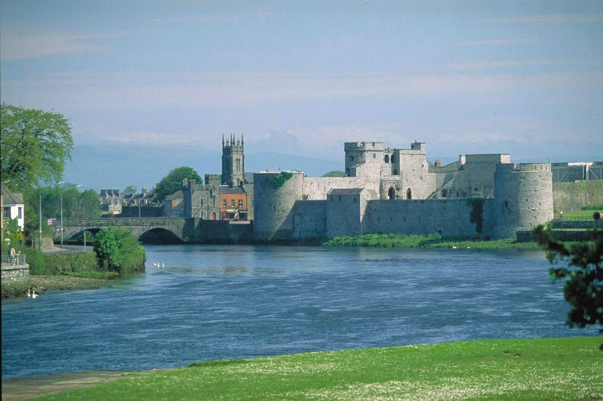 Limerick Ирландия. Шаннон (город, Ирландия). Лимерик город