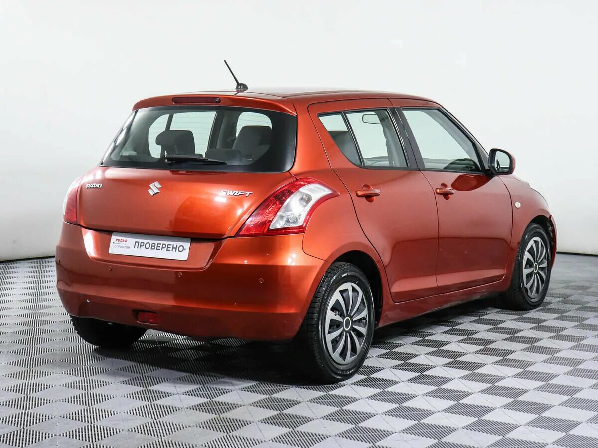 Сузуки свифт поколения. Сузуки Свифт 4. Suzuki Swift 2012. Suzuki Swift IV HB 5d 2010. Сузуки Свифт 2011.