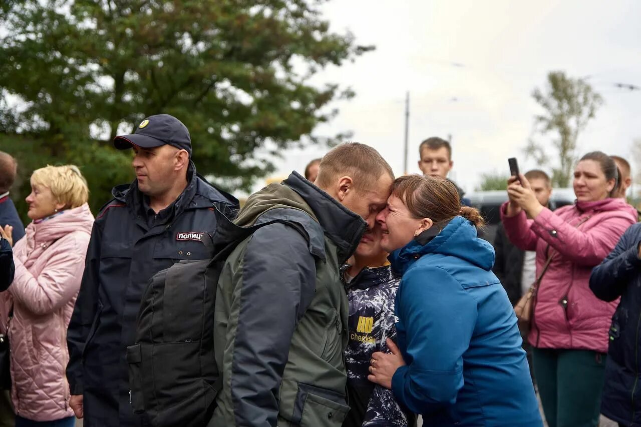 В два района отправлены. Мобилизация Курск. Мобилизованные из Курска. Мобилизованные Курская область. Учебный центр Курск для мобилизованных.