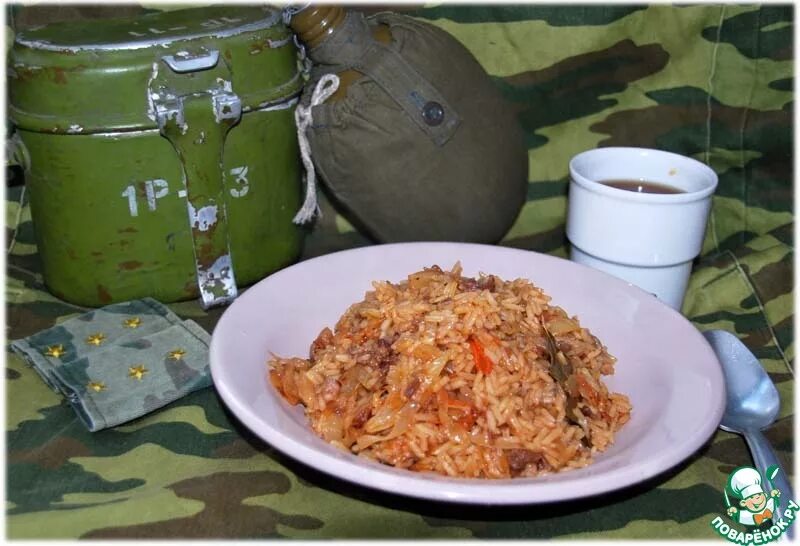 Рецепт солдатской. Бикус армейский. блюда солдатской кухни. армейское блюдо из капусты.