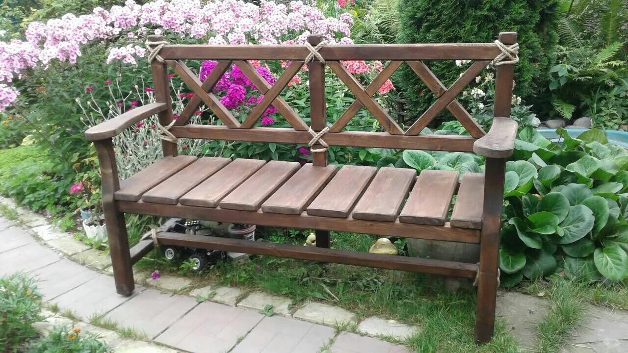 Авито скамейки. Красивые ножки для школьной деревянной скамьи. Скамейка в парке. Чугунные скамейки. Скамья из чугуна.