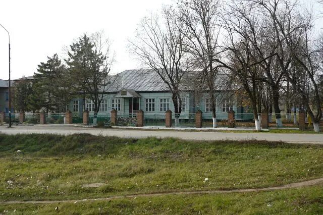 станица баклановская ставропольский край. продается дом в ст баклановская 83 кв метров. новоизобильный ставропольский край. станица баклановская изобильненский район. станица баклановская ставропольский край.