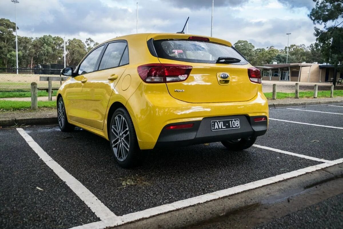 Купить киа 2019г. Kia Rio 2019 хэтчбек. Киа Рио хэтчбек 2019. Kia Rio 2019 Hatchback. Киа Рио хэтчбек 2008.