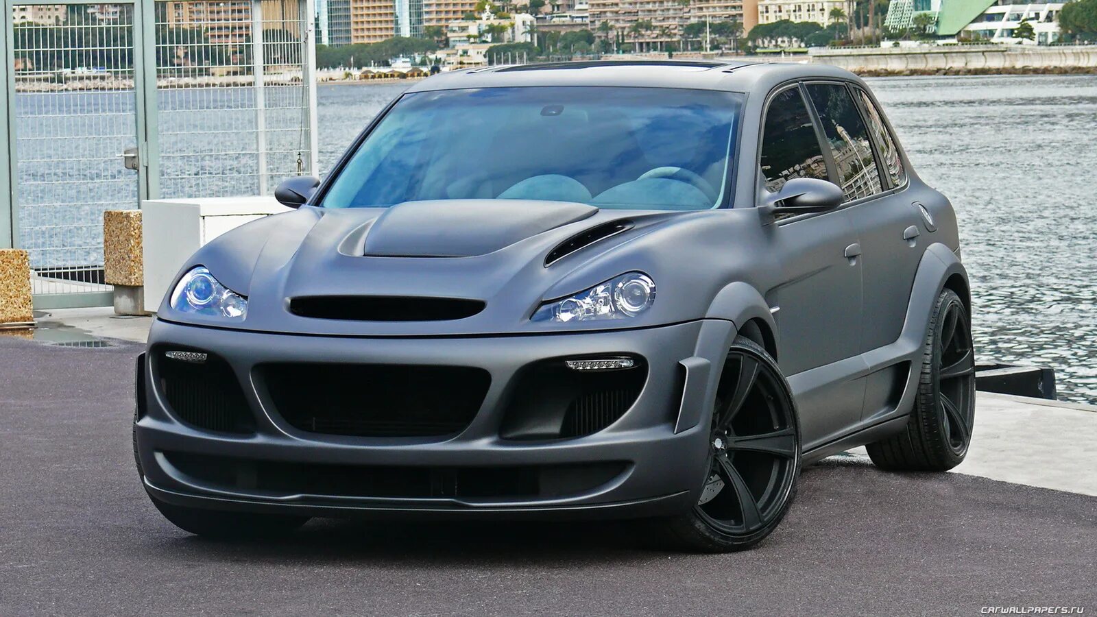 Машина tuning. Порше Кайен гембалла 750. Porsche Cayenne Gemballa. Porsche Кайен гембалла. Gemballa Tornado 750 GTS Porsche Cayenne Turbo.