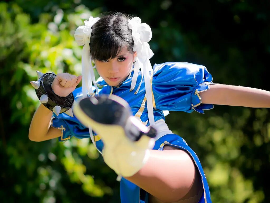 Chun li. Чун ли Cosplay. Чунь Геншин. Чун Геншин косплей.