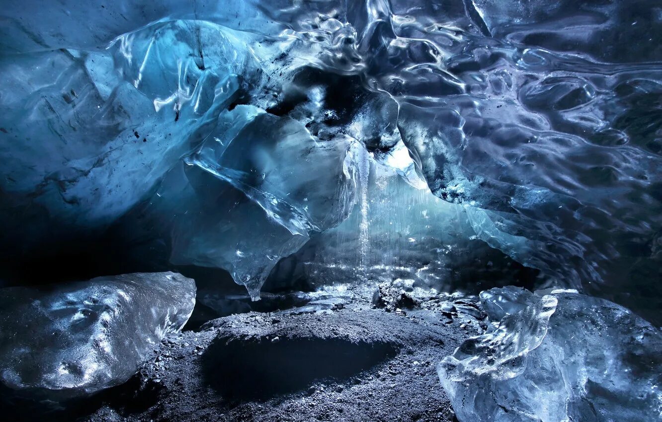 Холод 4. Мороз на окне. Холод 4. Иней на стекле. Кристаллы льда.