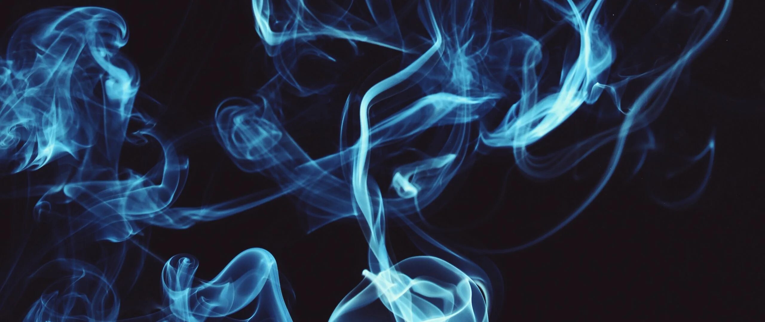 Дым от кальяна. Одноразки дым. Дым электронных сигарет. Дым сигарет. Вейпы и электронные сигареты.