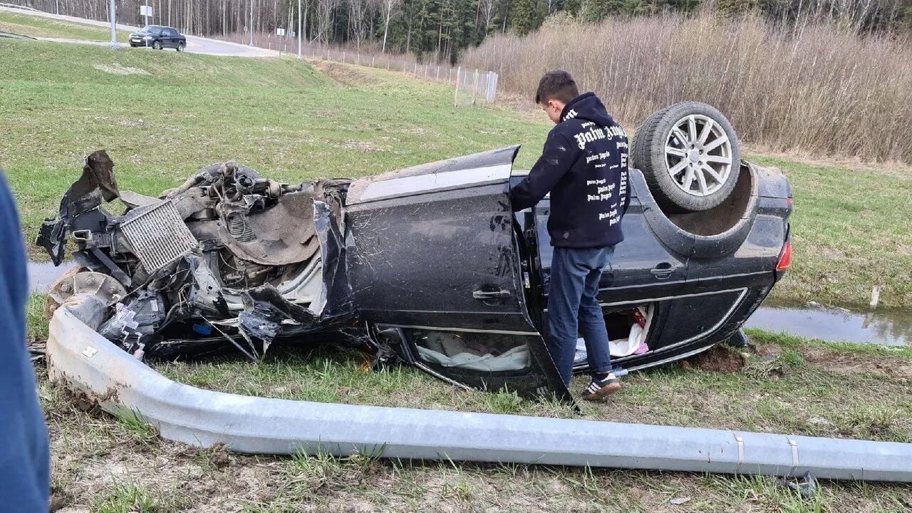 Долгов авария. БМВ большегруз 40. ДТП Калуга большегруз 40.