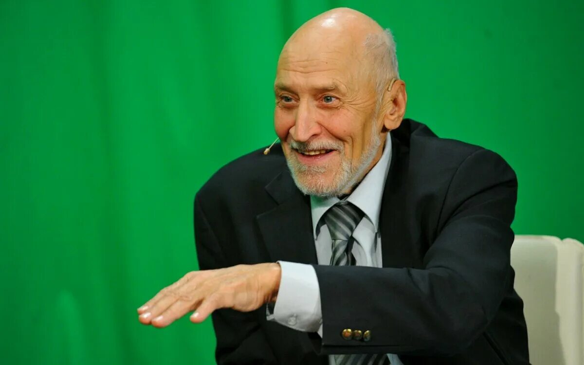 Сколько николаю дроздову