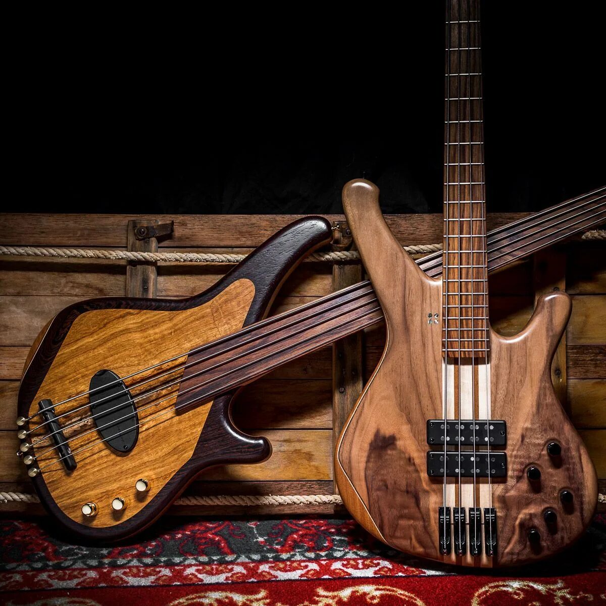 Старая электрогитара. Sandberg Guitars.