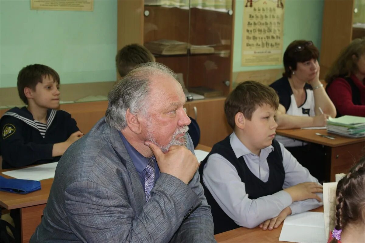 Коляновская школа иваново учителя. 26 школа иваново. 21 школа иваново. 1 школа иваново 10 класс. 1 школа иваново 10 класс.