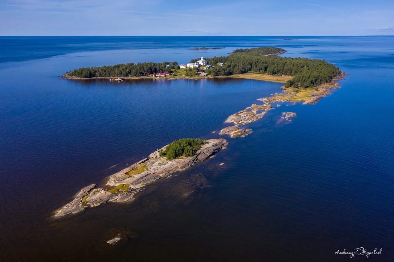 Онега северное. Онега Архангельск белое море кий остров. Кий-остров. Онежская губа белого моря. Кий остров Архангельск. Остров кий в белом море.